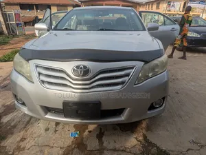 Toyota Camry 2011 Silver