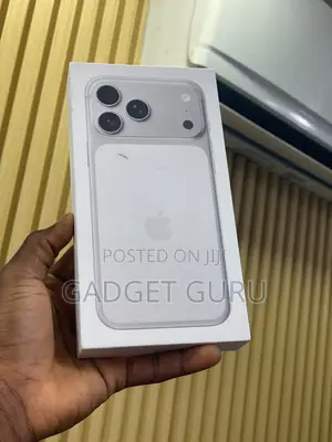 New Apple iPhone 17 Pro Max 512 GB Silver