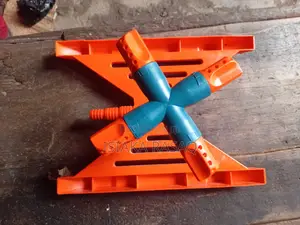 4arms Rotating Garden Water Sprinkler