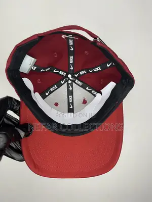 Nike Designer Face Cap - Red