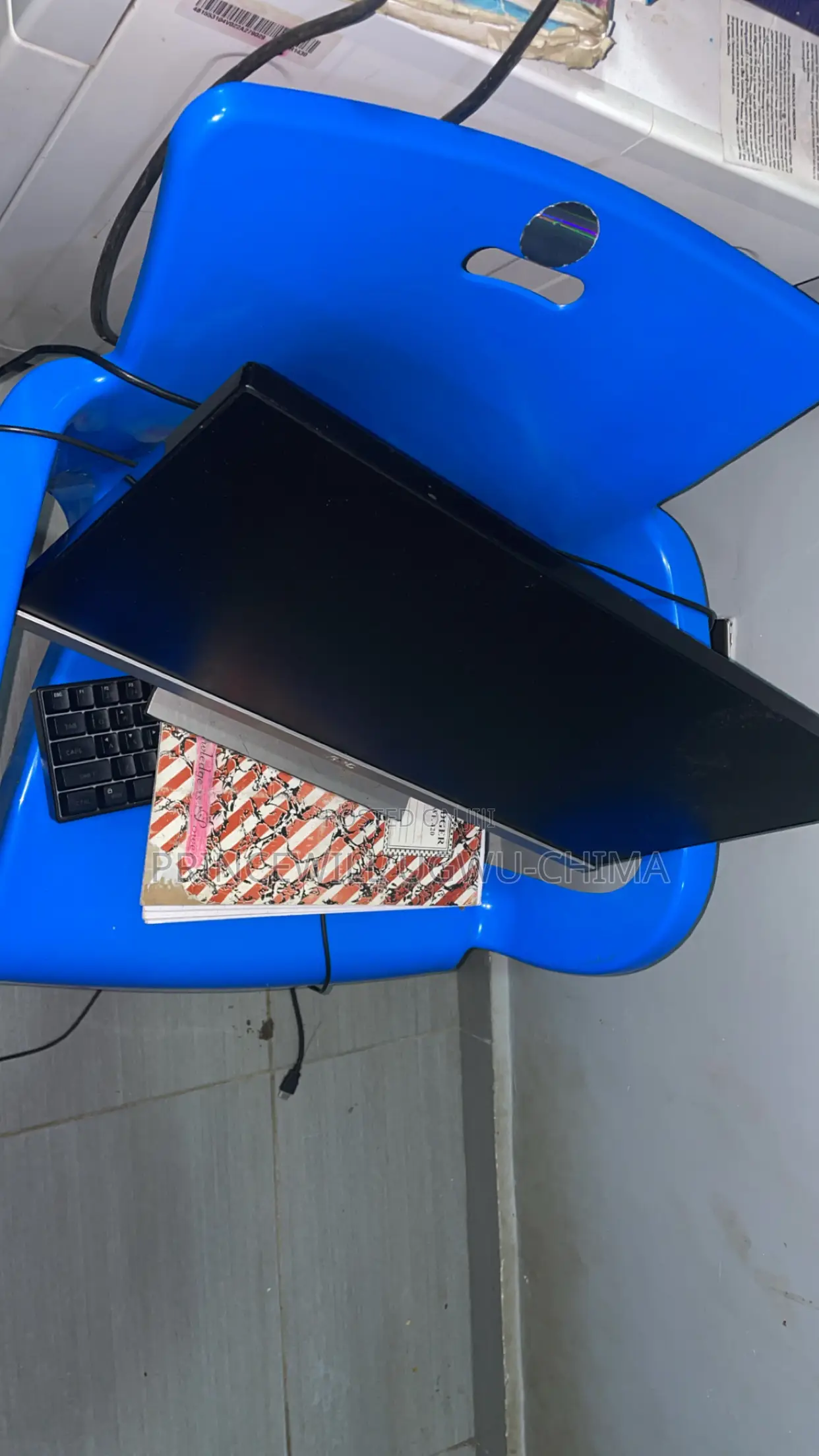 AOC Monitor
