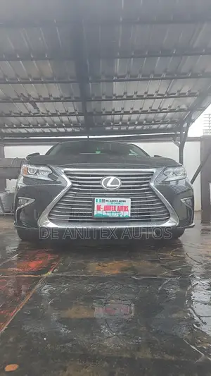 Lexus ES 2015 Black