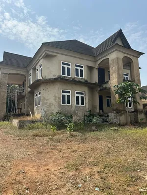 5bdrm Duplex in Alagbaka Gra, Akure for sale