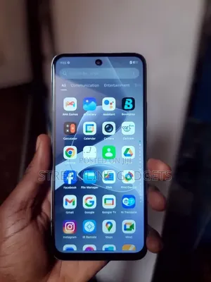 Infinix Hot 60i 128 GB Silver
