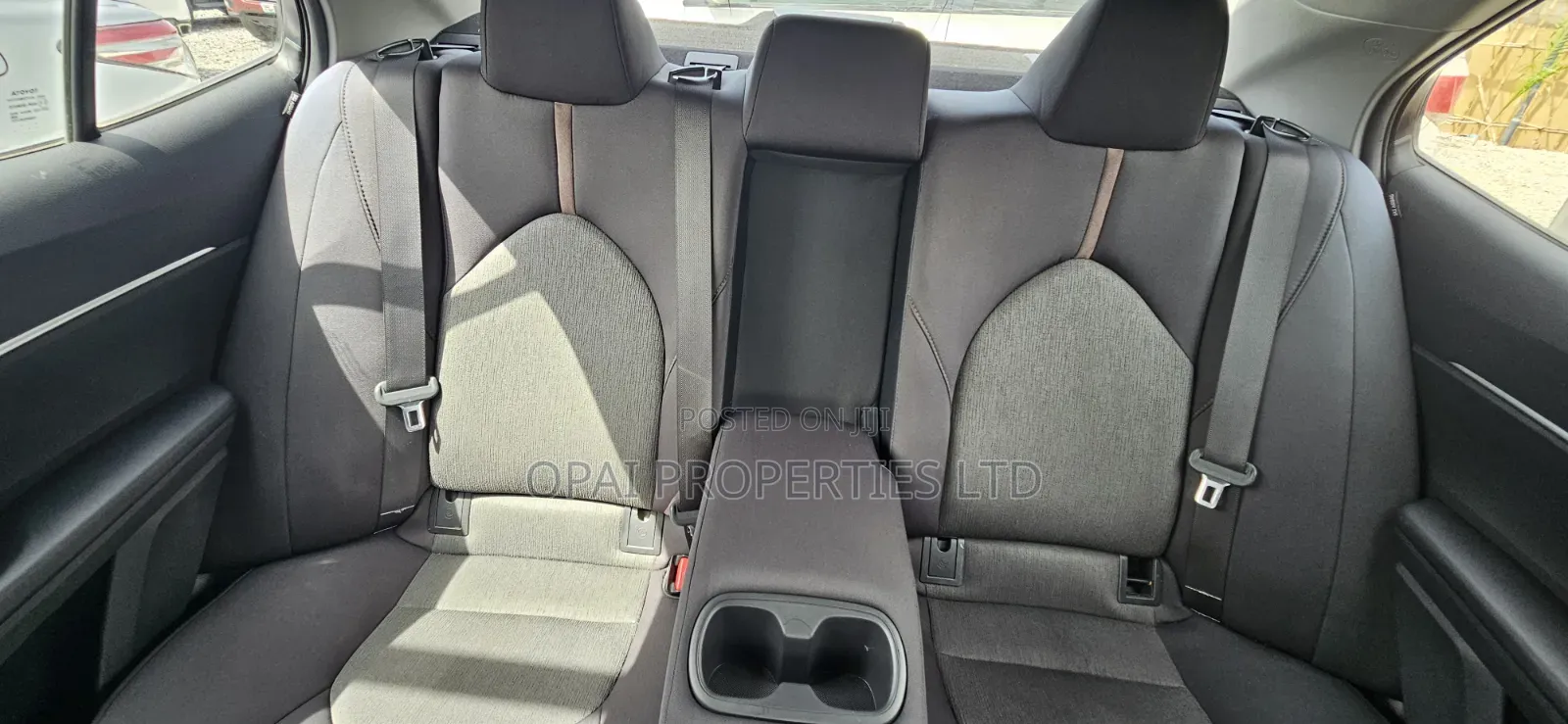 Toyota Camry 2018 Red