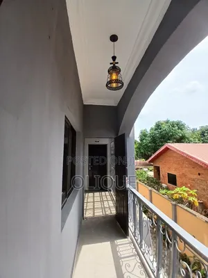 2bdrm Block of Flats in Wuse 2 for rent