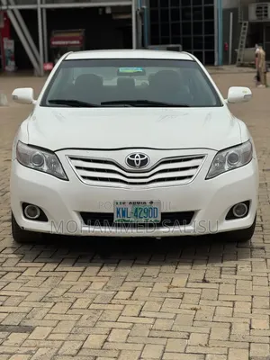 Toyota Camry 2010 White