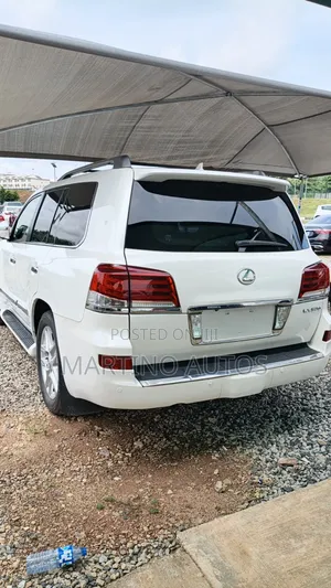 Lexus LX 2015 White