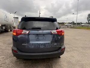 Toyota RAV4 LE 4dr SUV AWD (2.5L 4cyl 6A) 2014 Blue