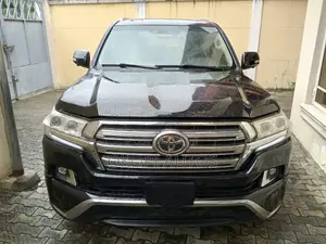 Toyota Land Cruiser 2014 Black