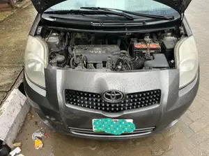 Toyota Yaris 2007 Gray