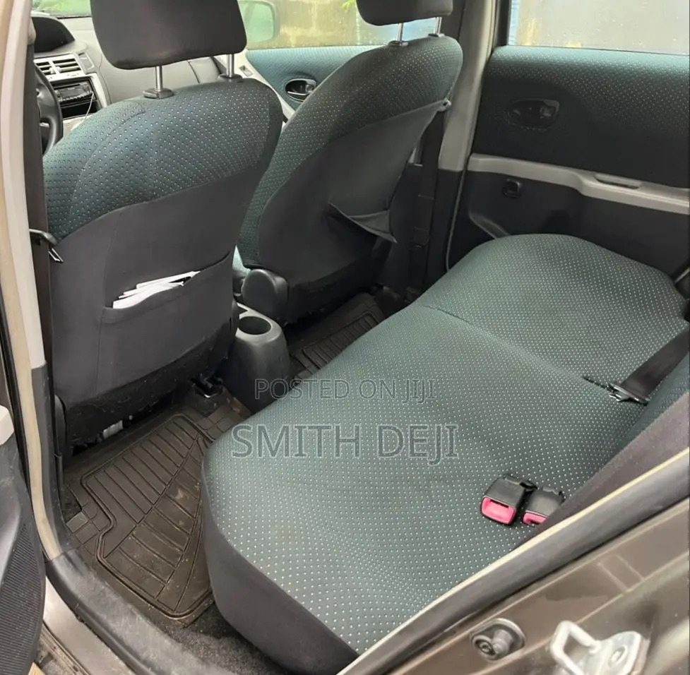 Toyota Yaris 2007 Gray