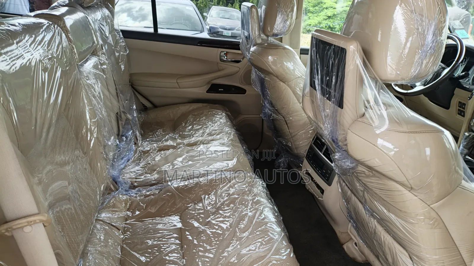 Lexus LX 2015 White