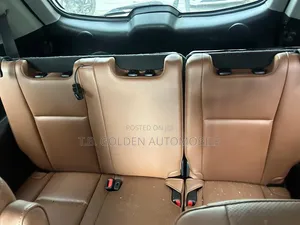 Toyota Highlander 2018 Brown