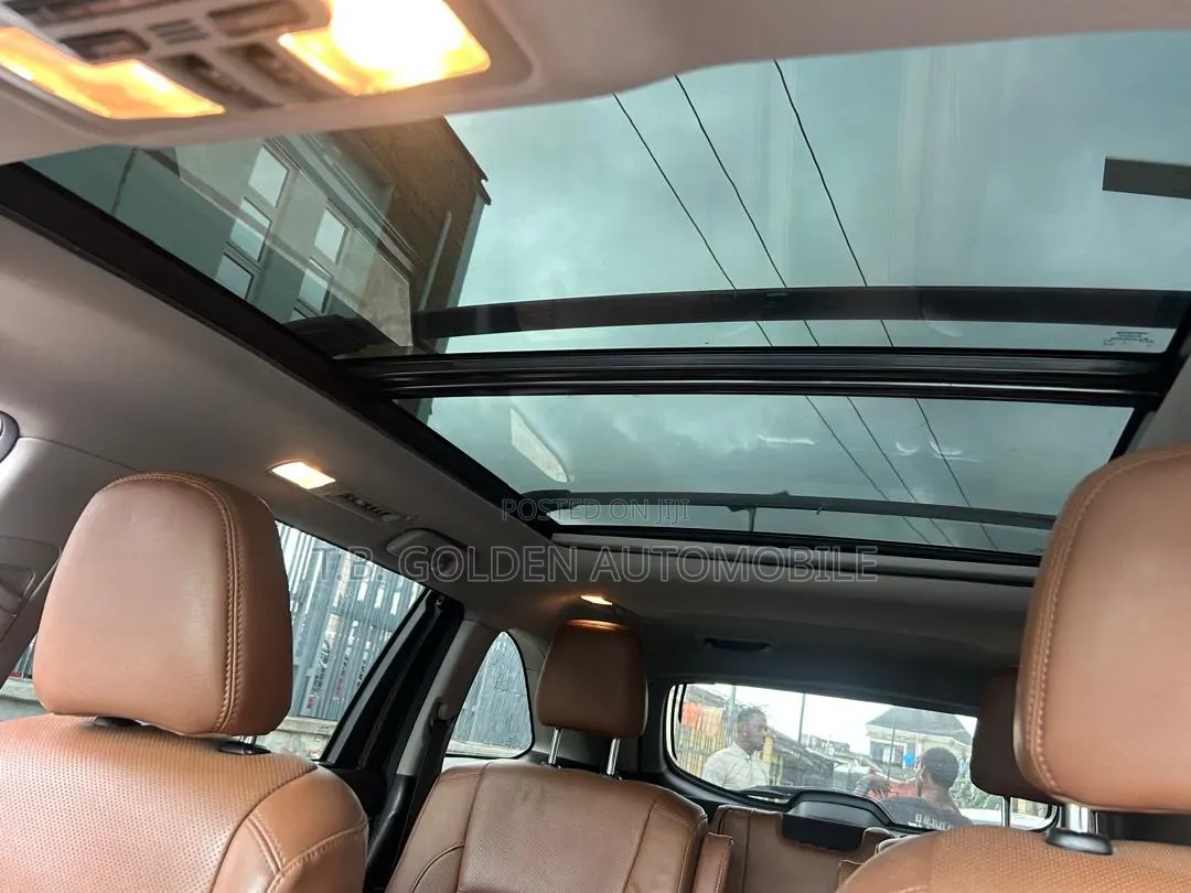 Toyota Highlander 2018 Brown