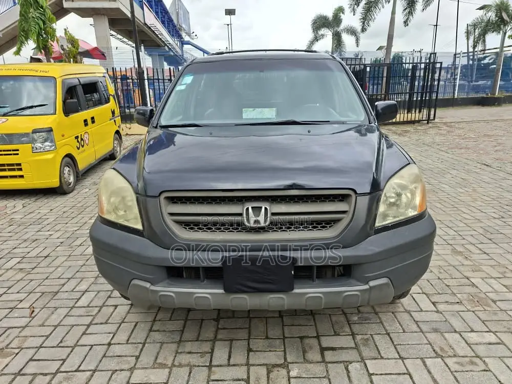 Honda Pilot 2004 Black