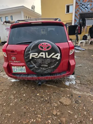 Toyota RAV4 2010 Red