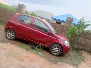 Toyota Yaris 2007 Red