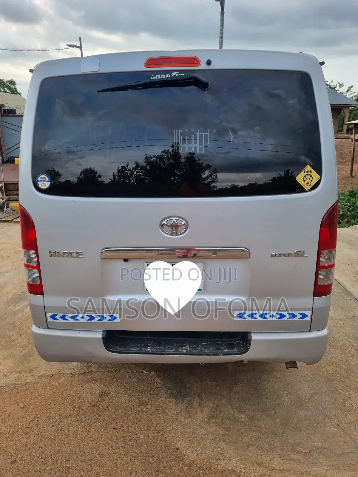 Toyota HiAce 2005 Silver