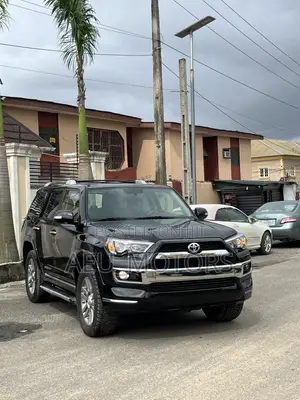 Toyota 4-Runner 2013 Black