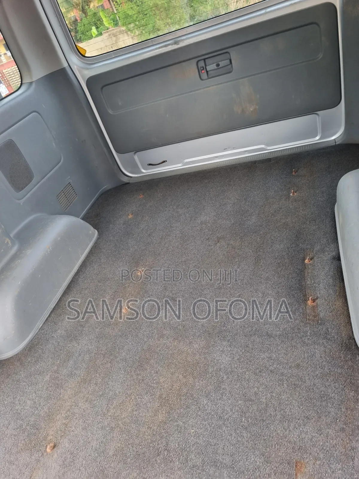 Toyota HiAce 2005 Silver