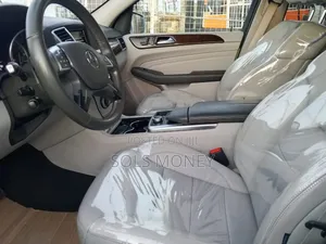 Mercedes-Benz M Class 2012 Silver