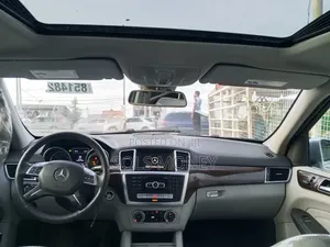 Mercedes-Benz M Class 2012 Silver