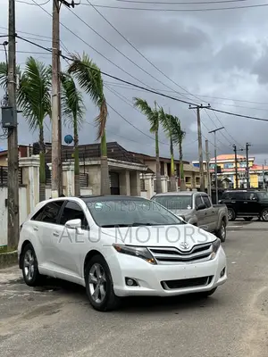 Toyota Venza 2013 White