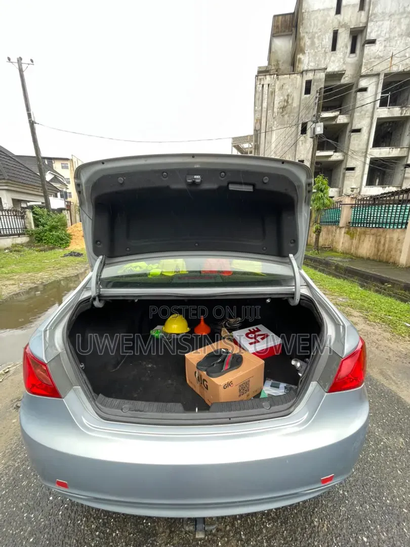 Hyundai Sonata 2011 Silver