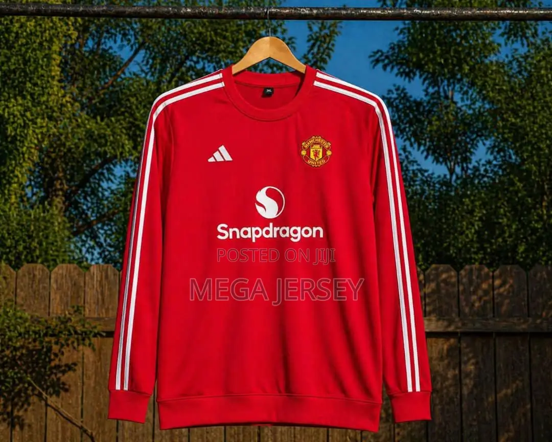 Club Official Long Sleeve Top