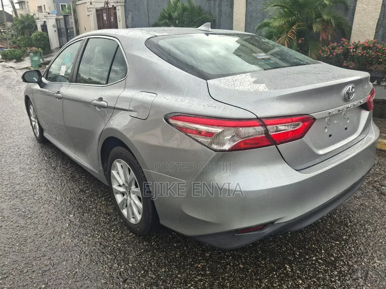 Toyota Camry 2020 Silver