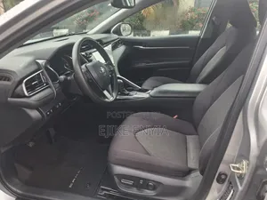 Toyota Camry 2020 Silver