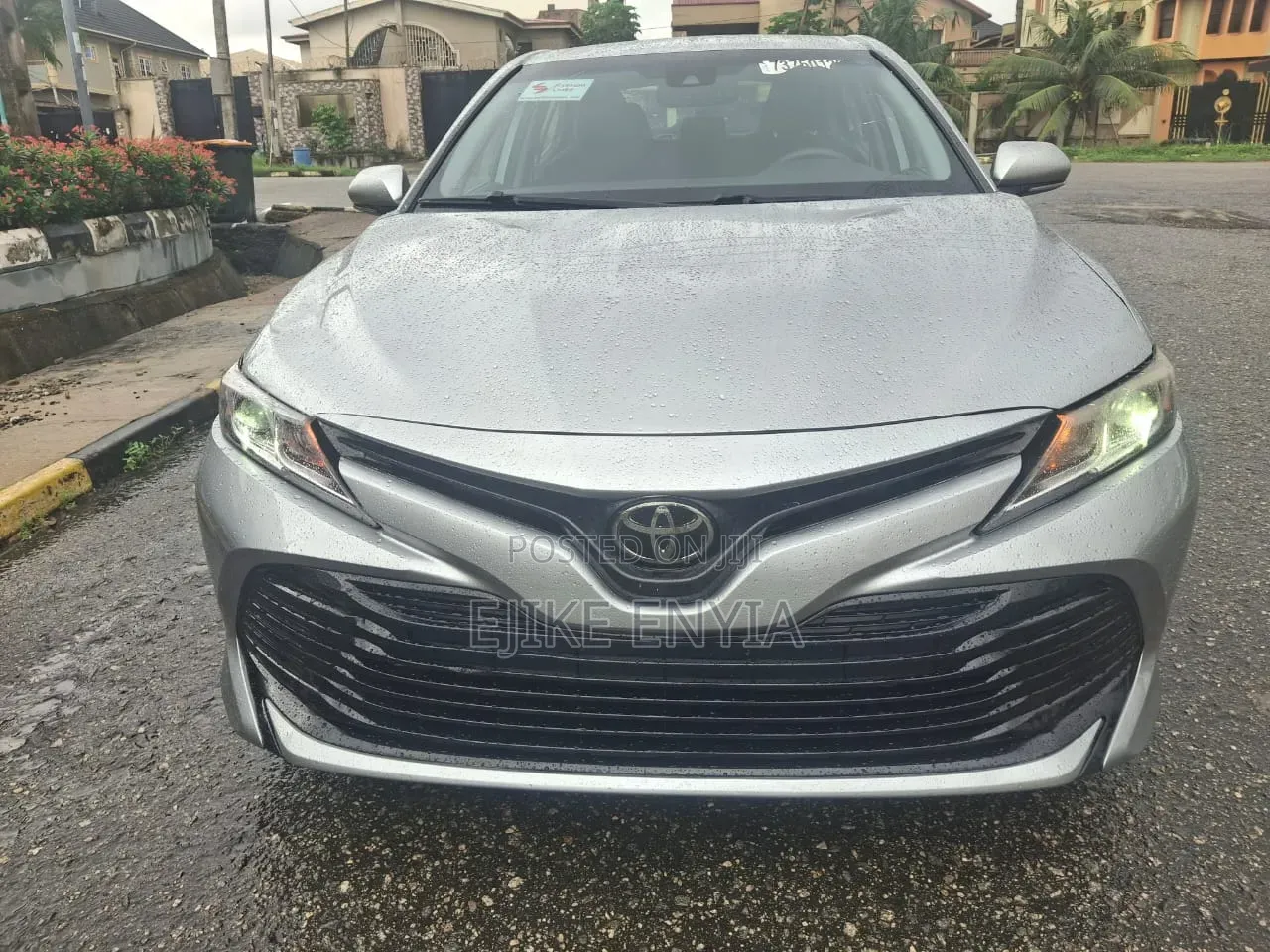 Toyota Camry 2020 Silver