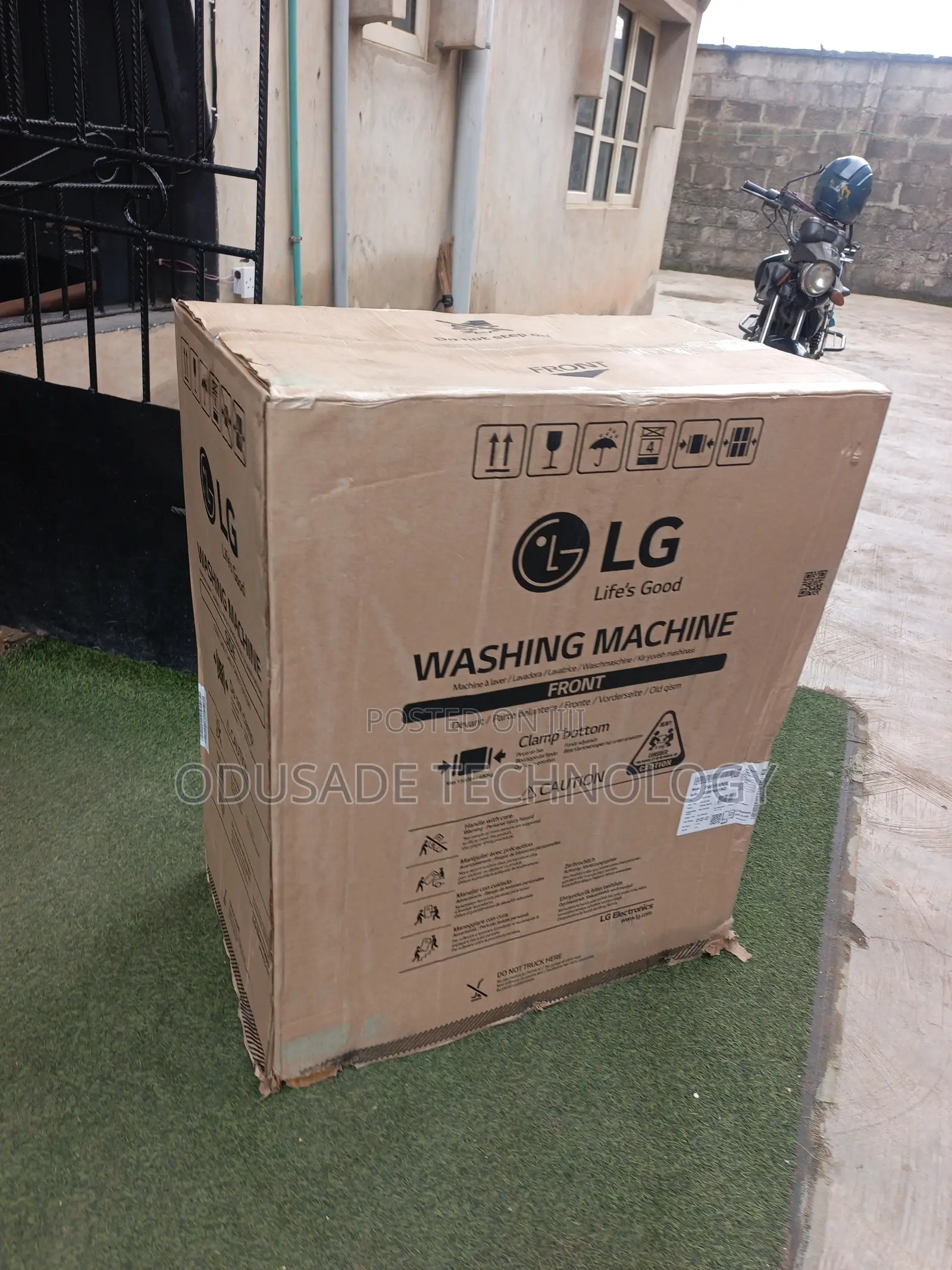 Laundry Solution LG Washing Machine P961RWN9L