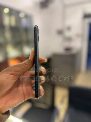 Apple iPhone 11 Pro Max 64 GB Black