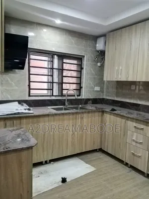 5bdrm Duplex in Ogudu Gra for rent