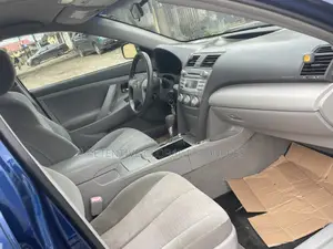 Toyota Camry LE 4dr Sedan (2.5L 4cyl 6AM) 2010 Blue