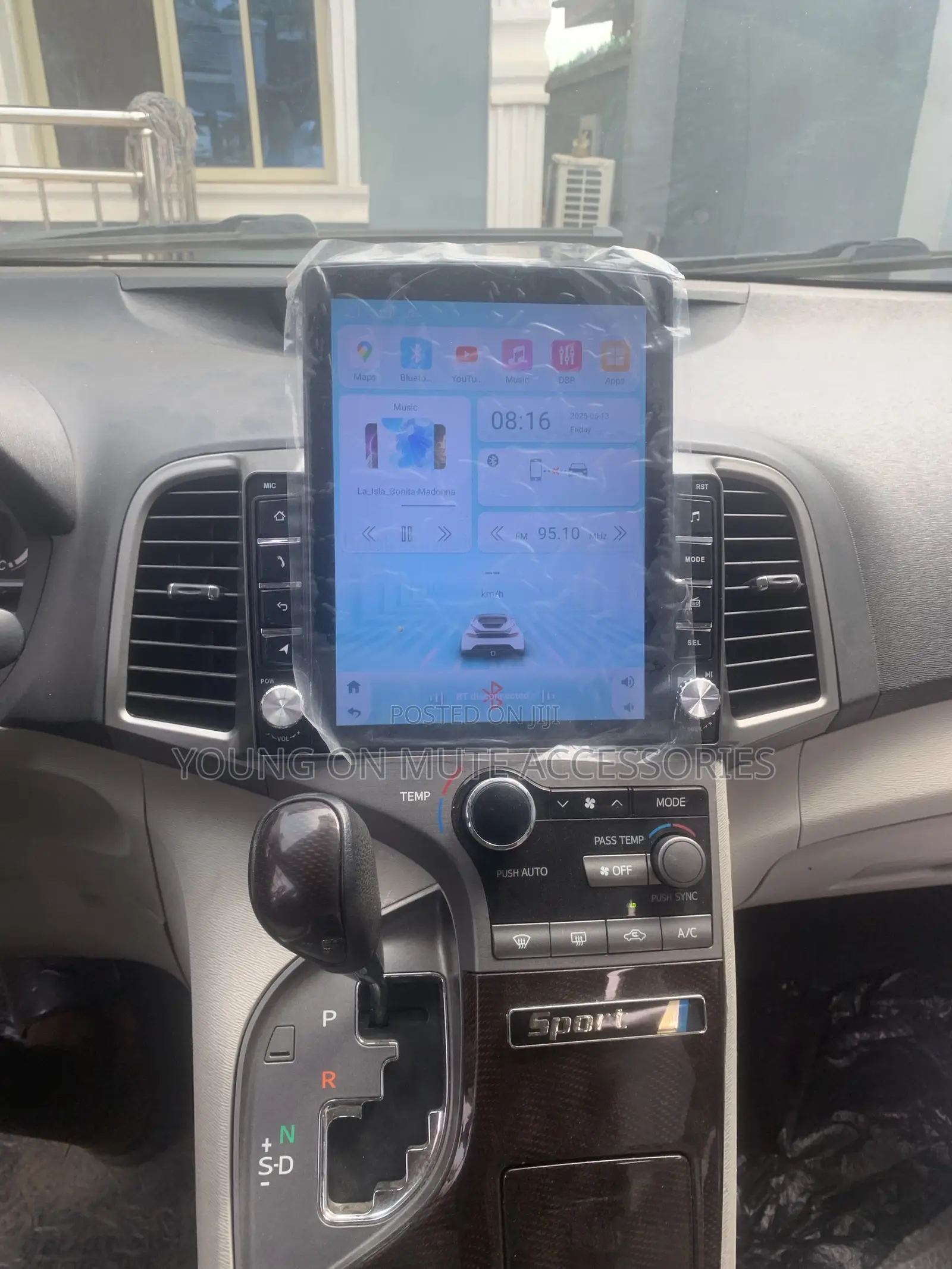 Venza Android Screen Multimedia + Reverse Camera