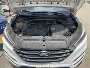 Hyundai Tucson 2016 White