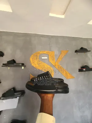 Skipper Footwear