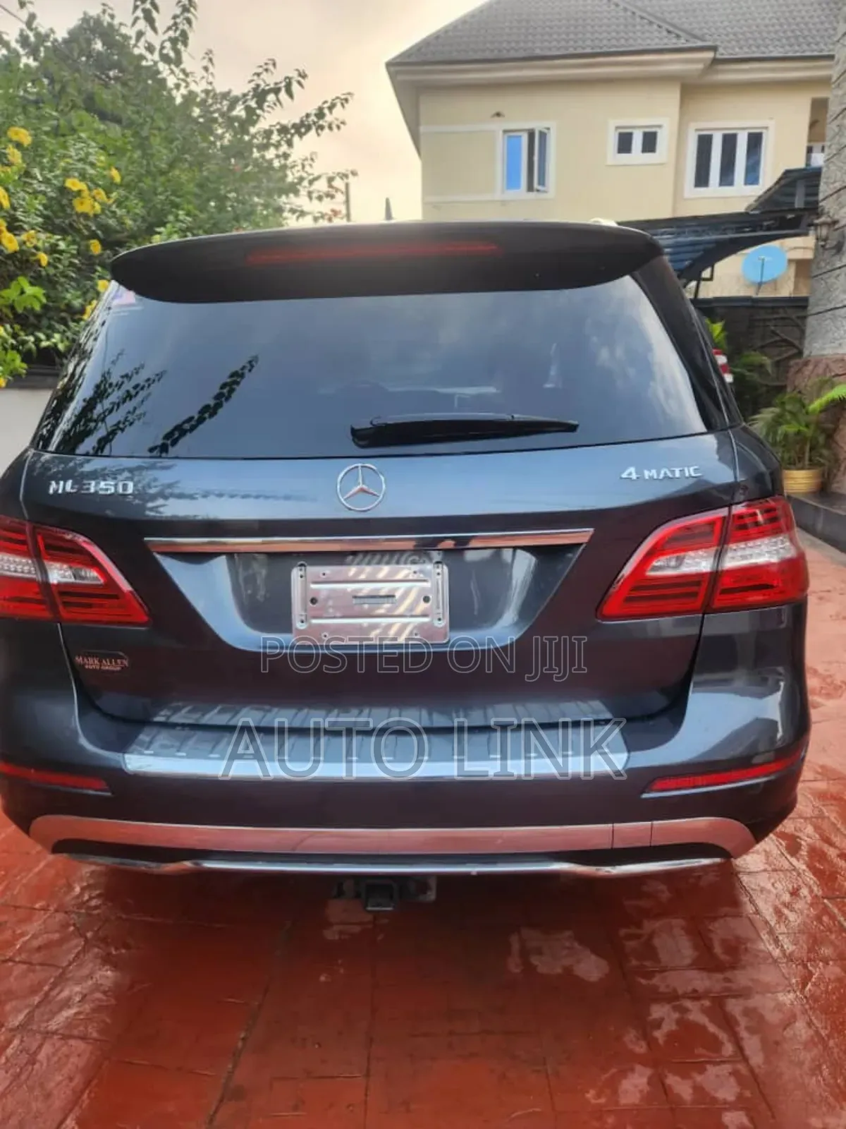 Mercedes-Benz M Class 2013 Blue