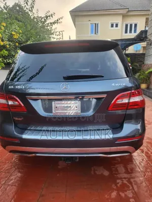 Mercedes-Benz M Class 2013 Blue