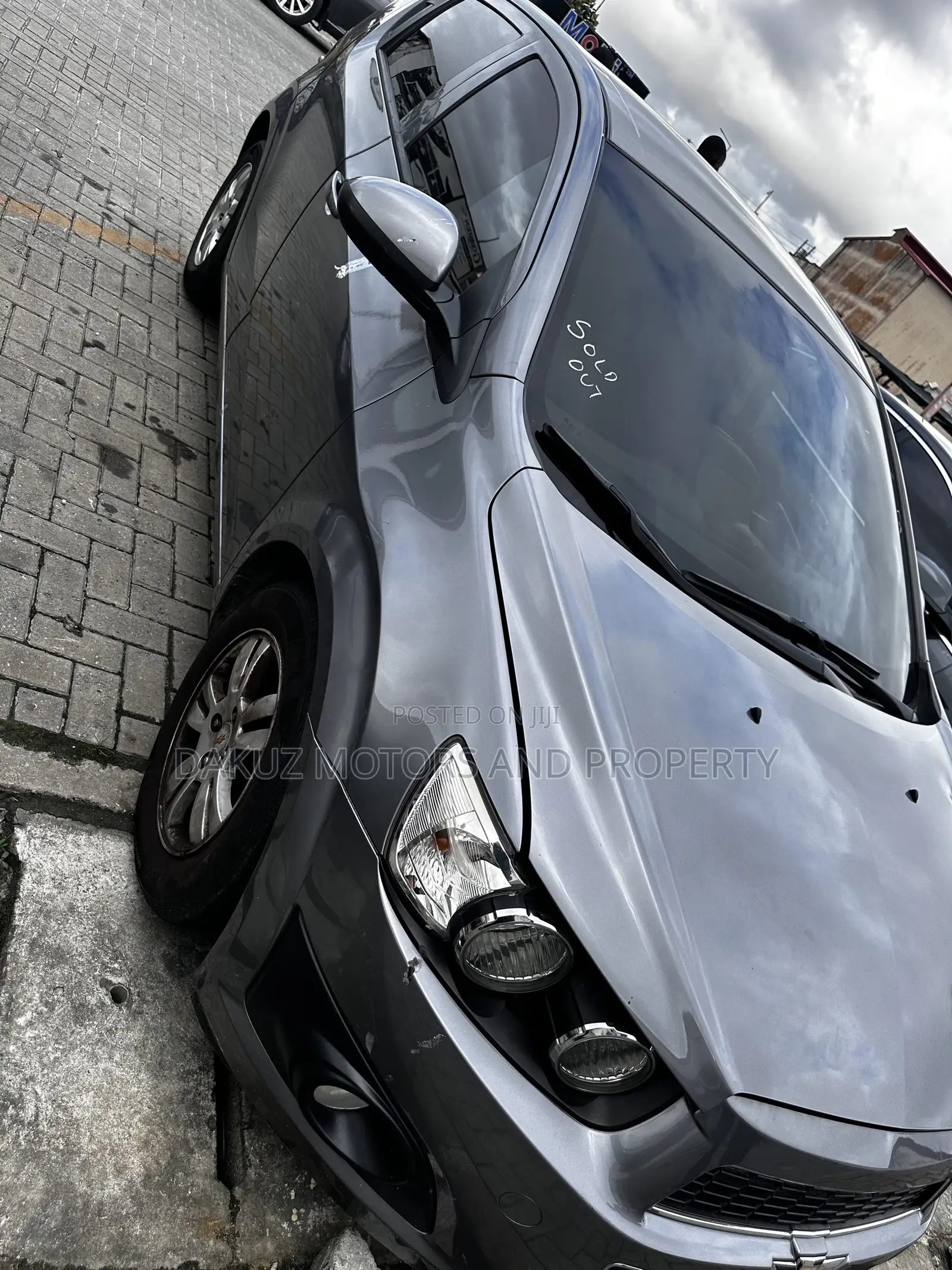 Chevrolet Aveo 2012 Gray