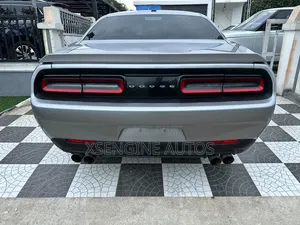 Dodge Challenger 2016 Silver