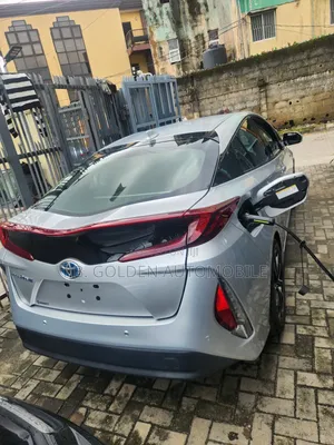 Toyota Prius Prime 2023 Silver
