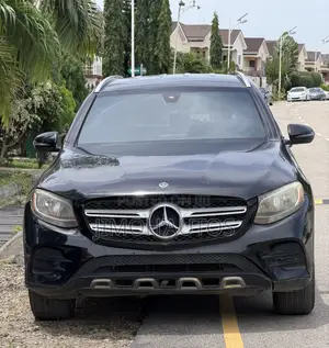 Mercedes-Benz GLC-Class 2017 Black