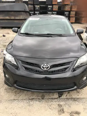 Toyota Corolla S 4dr Sedan (1.8L 4cyl 4A) 2013 Black