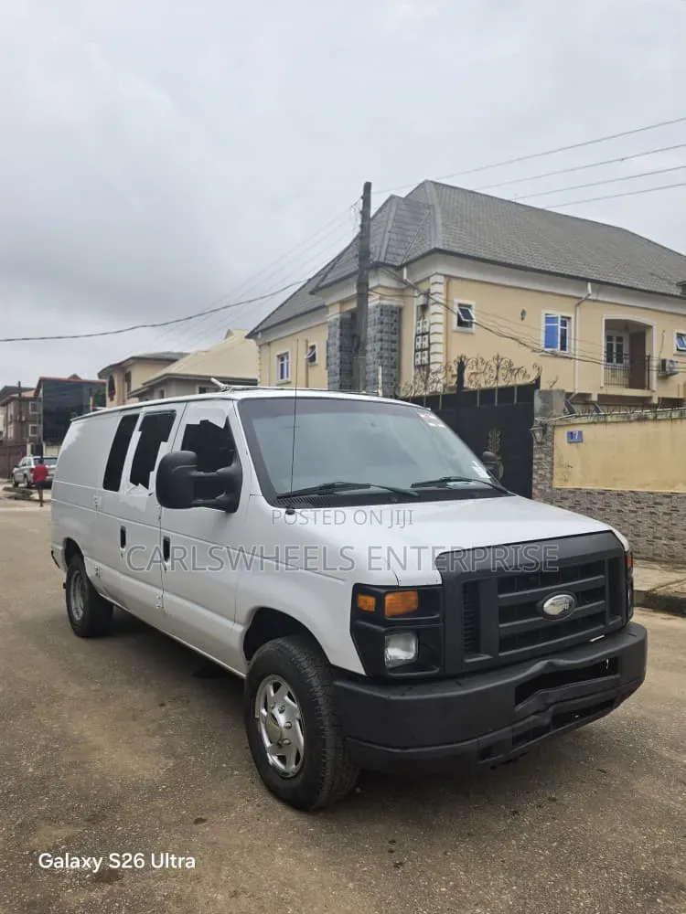 Ford E350 2014 White