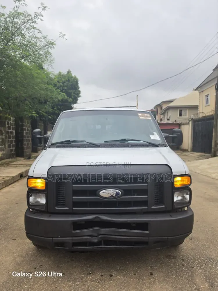 Ford E350 2014 White