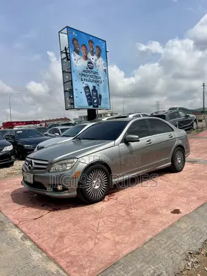 Mercedes-Benz C300 2008 Blue